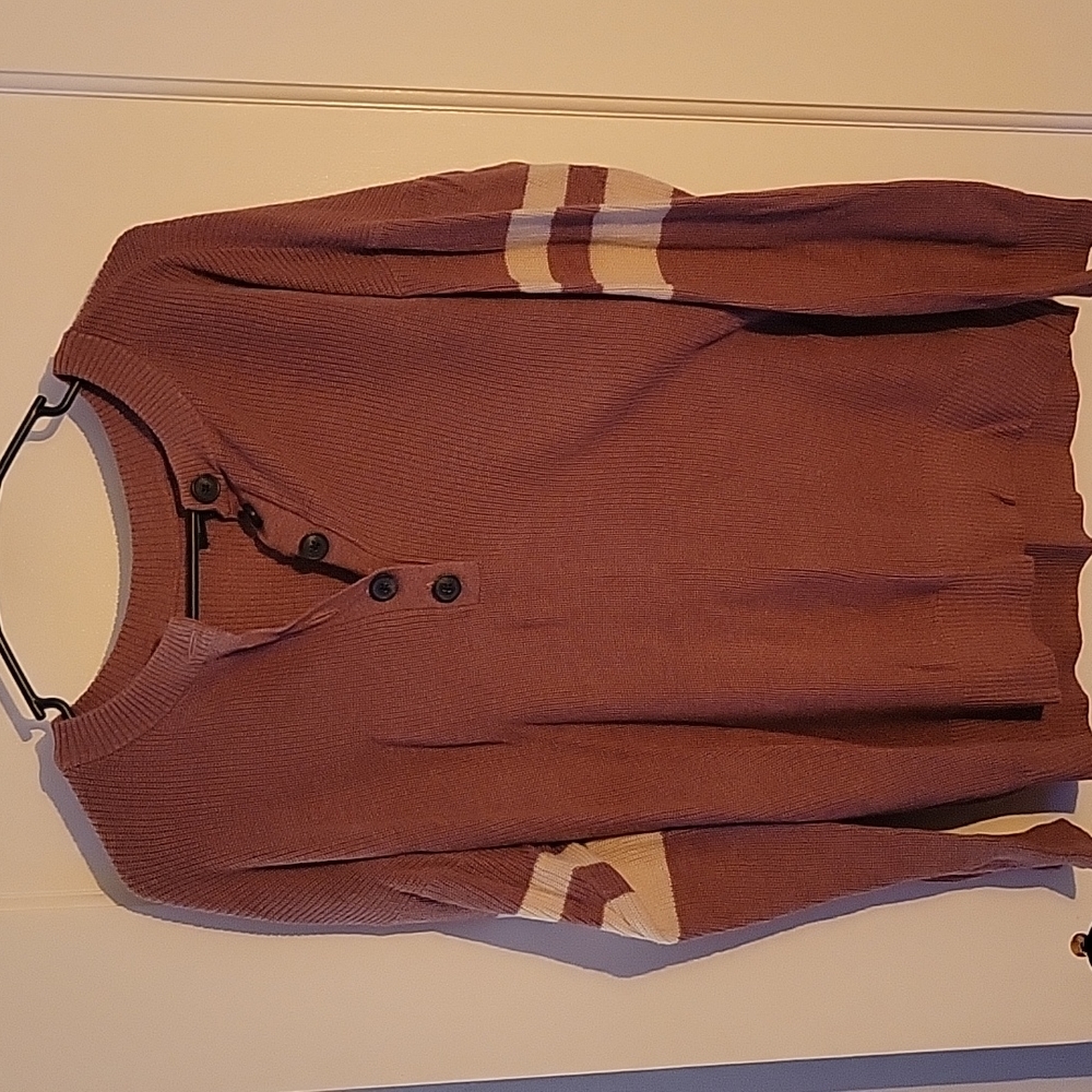 American eagle sweater